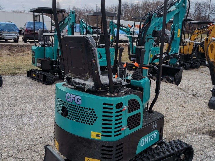 cfg-industrial-mini-excavator---qh12r---green-image-6