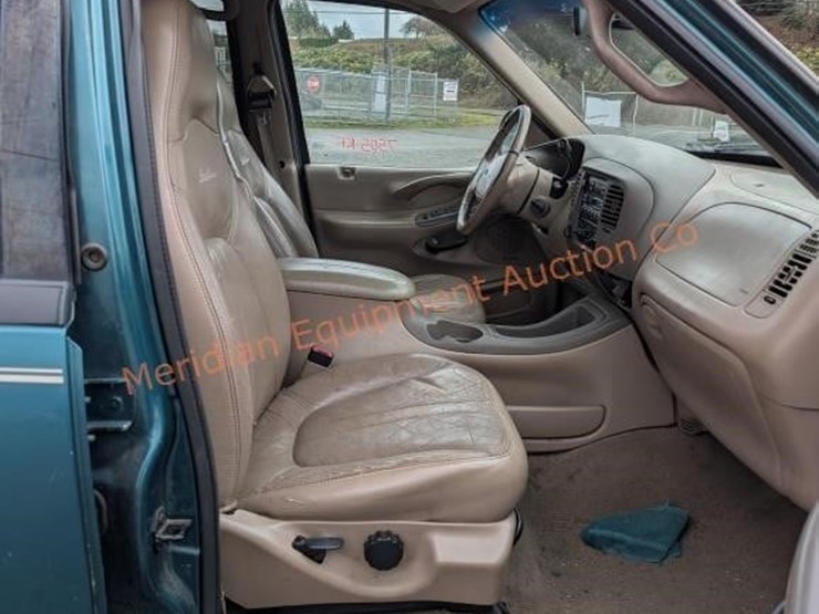 ford-expedition-image-32