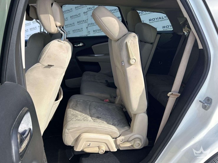 2014-dodge-journey-image-23