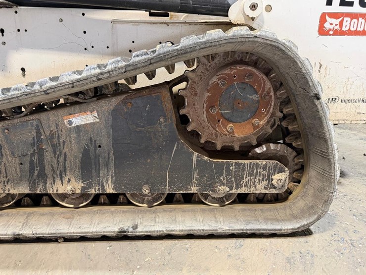 bobcat-t250-image-14