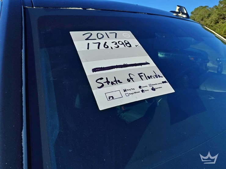 2017-chevrolet-tahoe-image-8