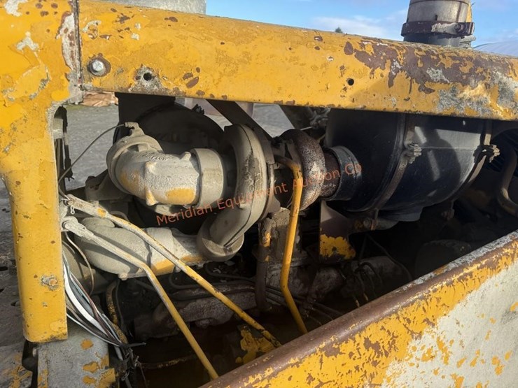 caterpillar-d7f-image-42