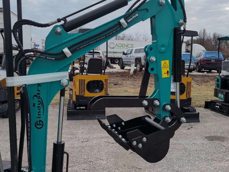 cfg-industrial-mini-excavator---h15r---green-image-8