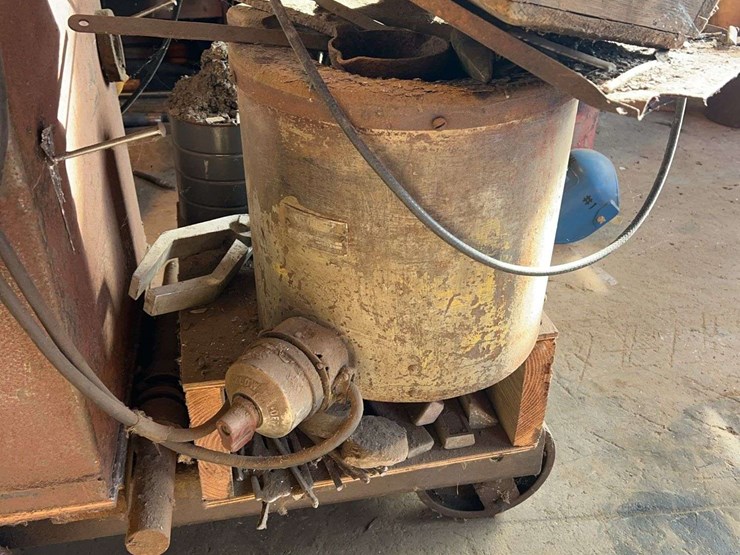 forge-with-cart-image-12