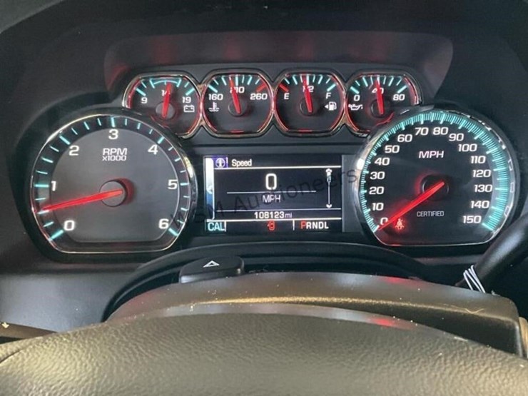 chevrolet-tahoe-image-15