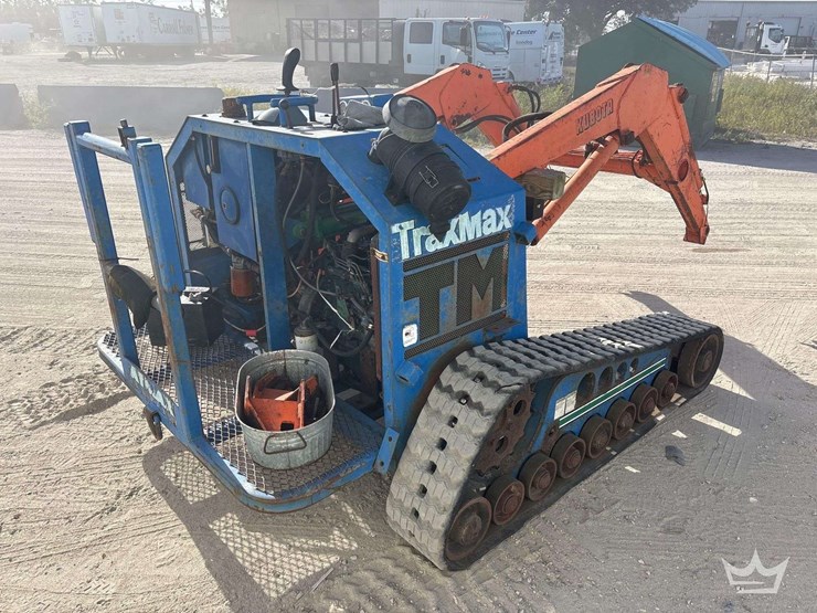 traxmax-kubota-stand-on-track-loader-skid-steer-image-3