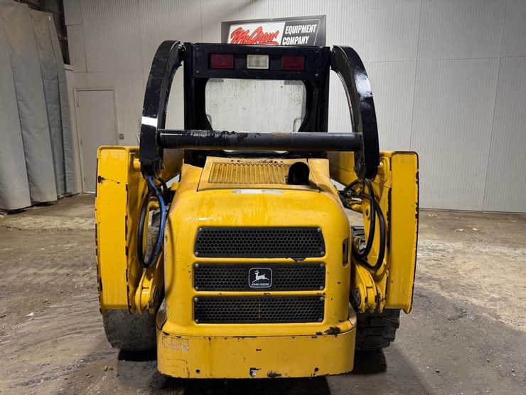 john-deere-250-image-4