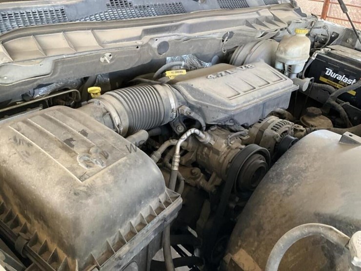 2011-dodge-1500-image-12