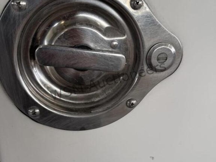 2012-chevrolet-silverado-1500-image-12