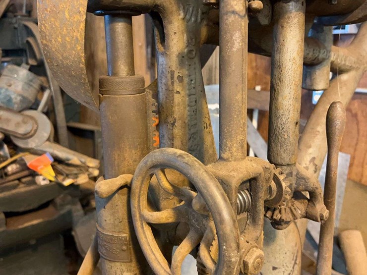 harper-and-reynolds-drill-press-image-7