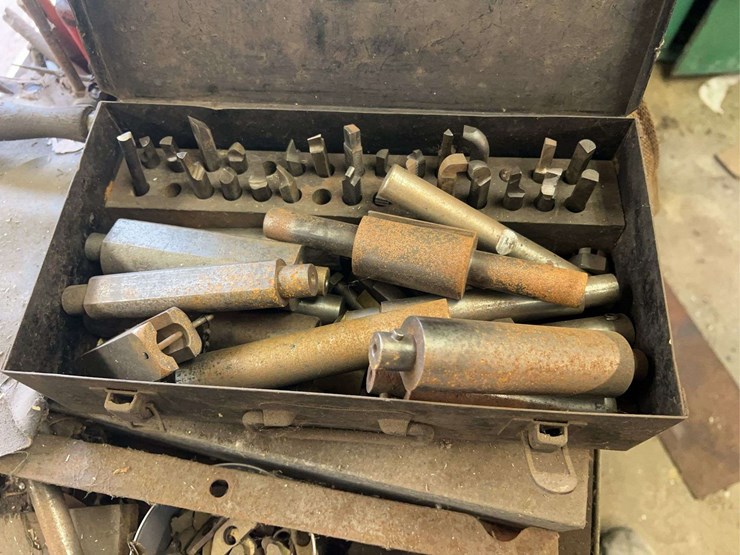 workbench-with-contents-image-7