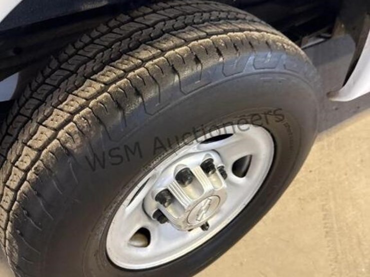 chevrolet-express-2500-image-10