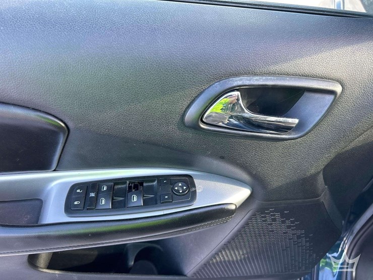 2019-dodge-grand-caravan-image-12