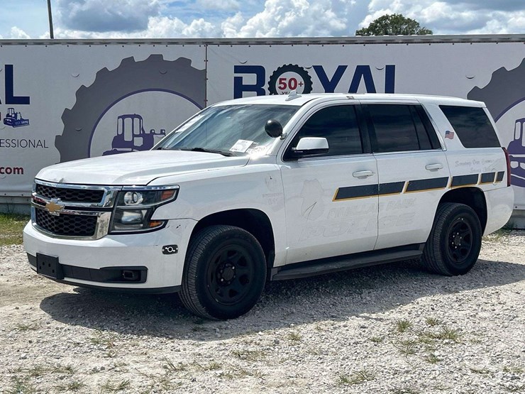 2016-chevrolet-tahoe-image-1