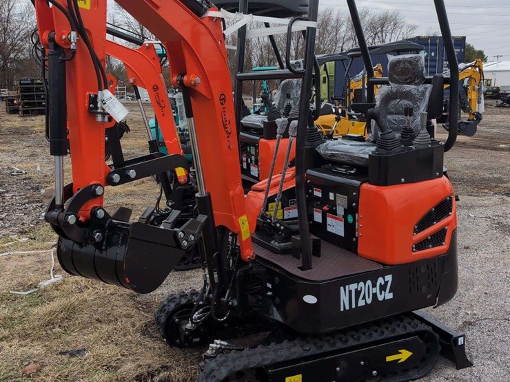 cfg-industrial-mini-excavator---nt20-cz---red-image-1