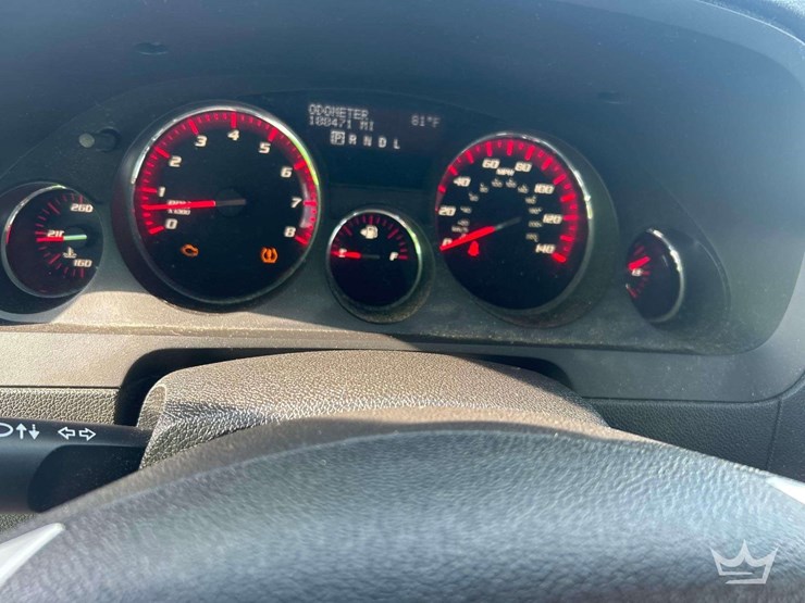 2012-gmc-acadia-image-12