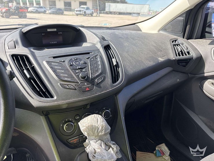 2015-ford-escape-image-15