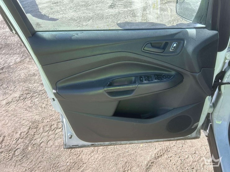 2015-ford-escape-image-5