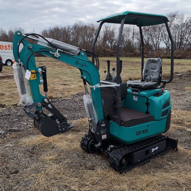 CFG Industrial Mini Excavator - QK16R - GREEN