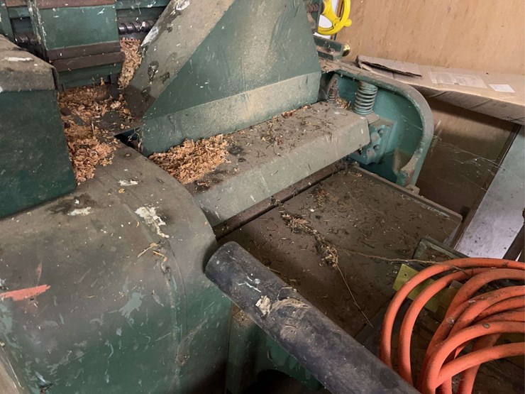 contents-of-wood-working-room-image-46