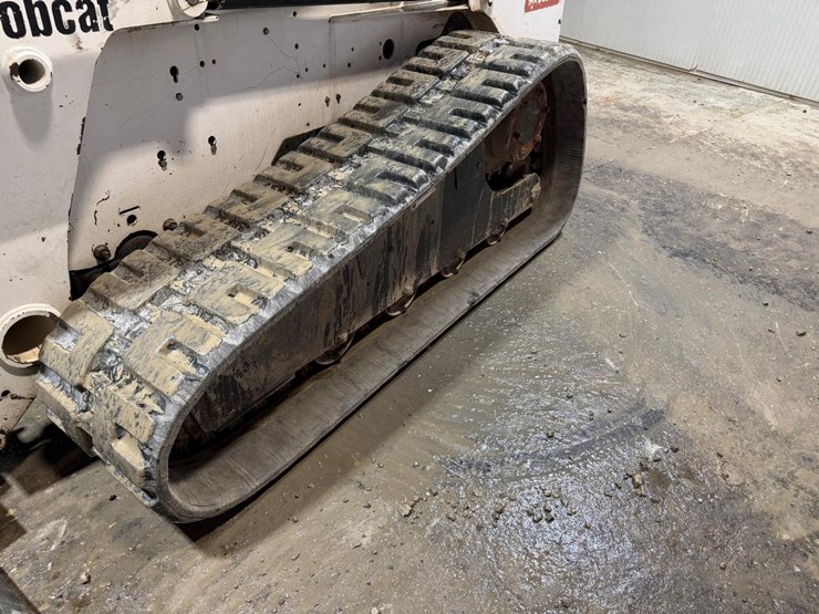 bobcat-t250-image-12
