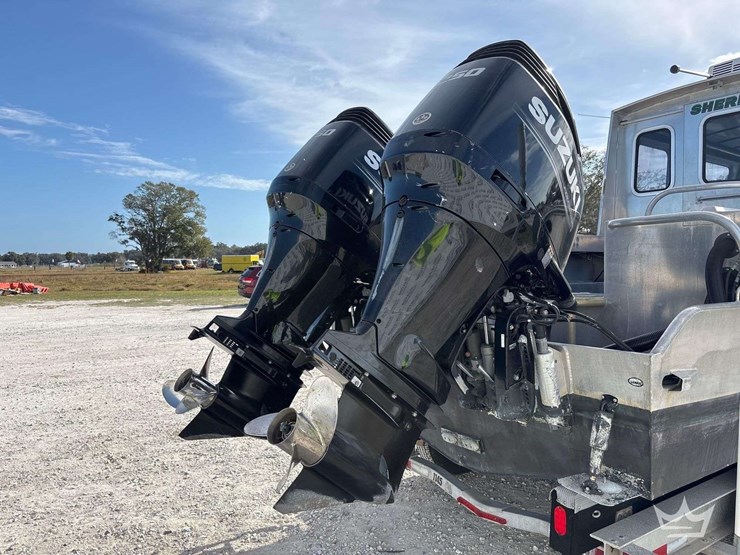 tug-boat-with-tri-axle-magic-tilt-boat-trailer-image-6