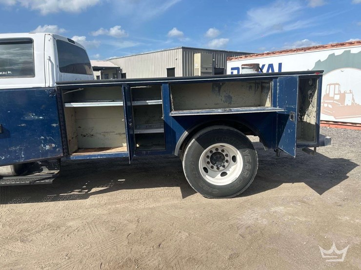 2017-ford-f650-image-35