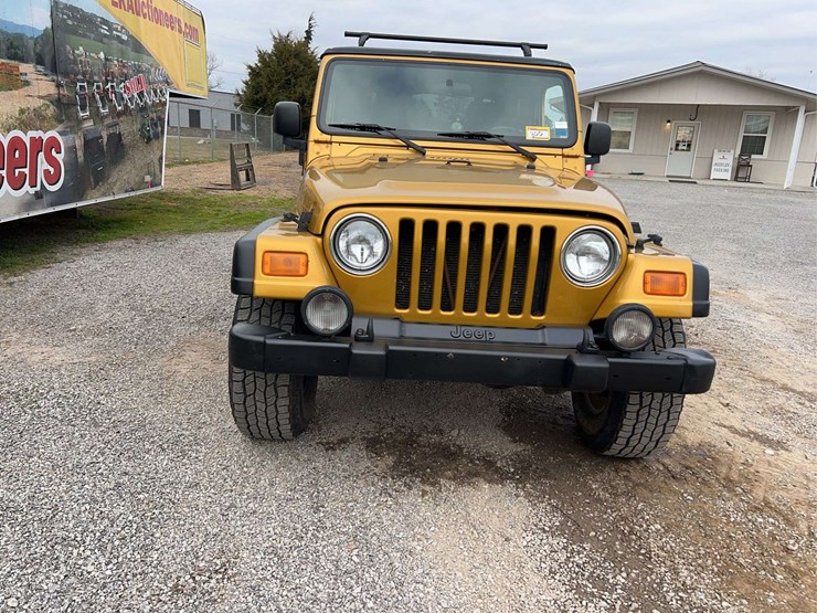 2002-jeep-wrangler-sport-image-8