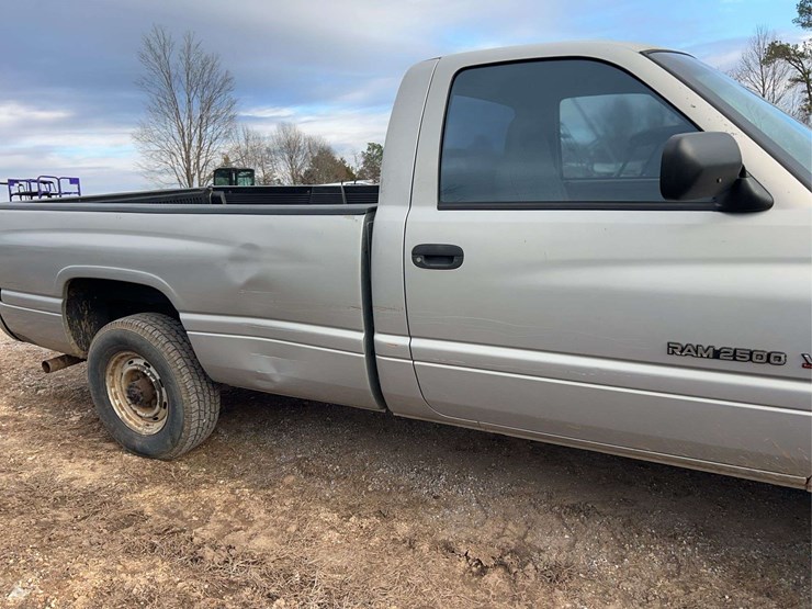 1996-dodge-2500-image-7