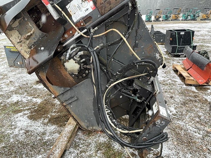 bobcat-ws24-high-flow-hydraulic-wheel-saw-skid-steer-attachment-sn:991900429-image-6