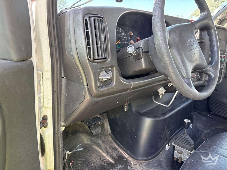 2088-chevrolet-c7500-altec-ta40-41ft.-bucket-truck-image-47