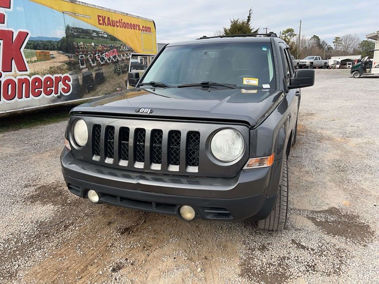 2014-jeep-patriot-image-6