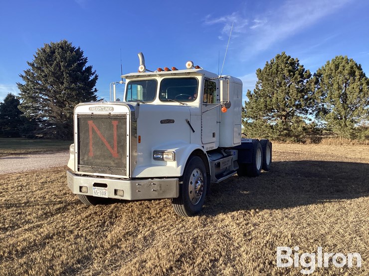 1986-freightliner-flc120-t/a-truck-tractor-image-1