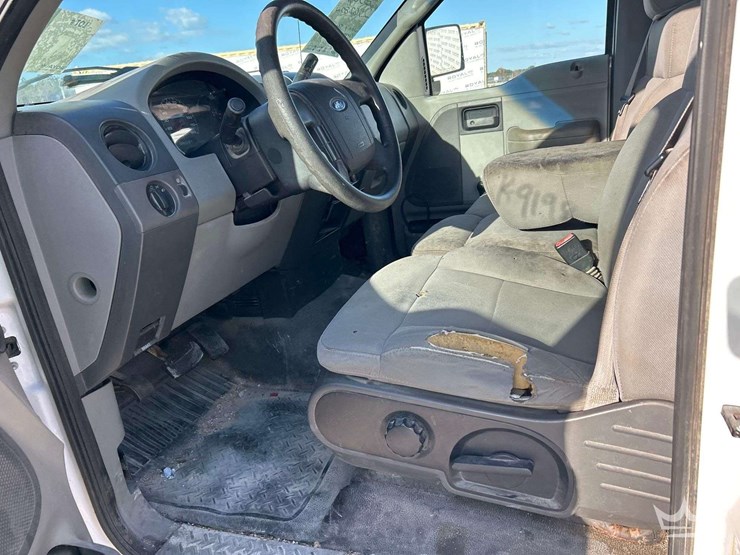 2016-ford-f150-image-12