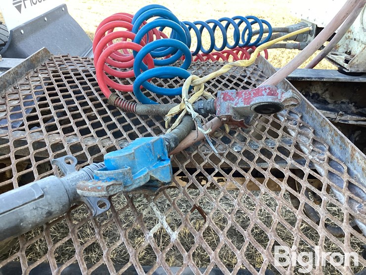 1986-freightliner-flc120-t/a-truck-tractor-image-17