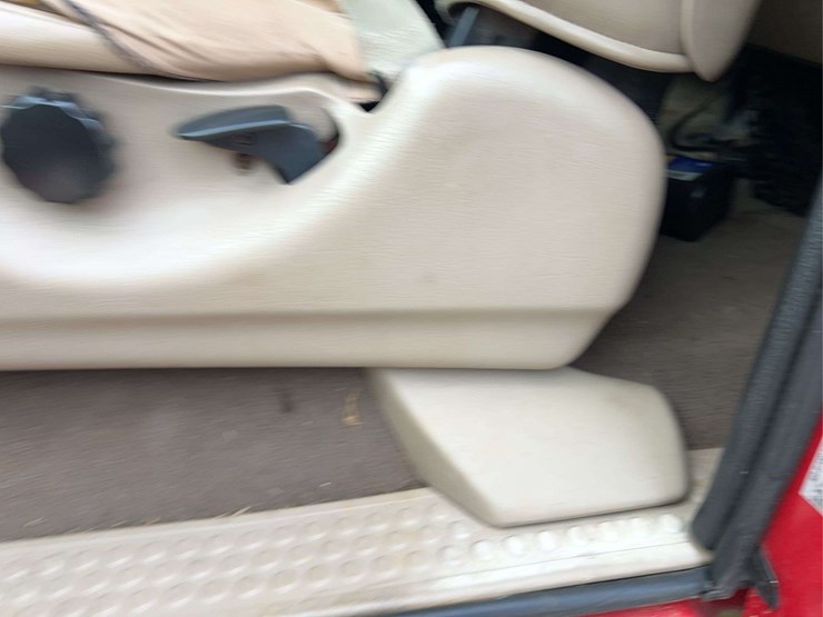 2001-ford-f250-image-27