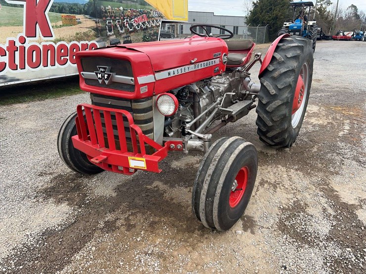 massey-ferguson-135-image-6