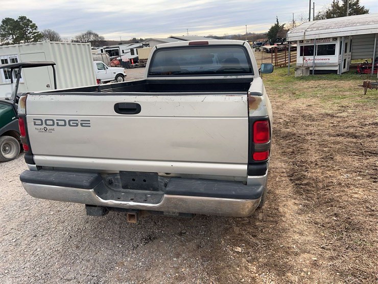 1996-dodge-2500-image-11