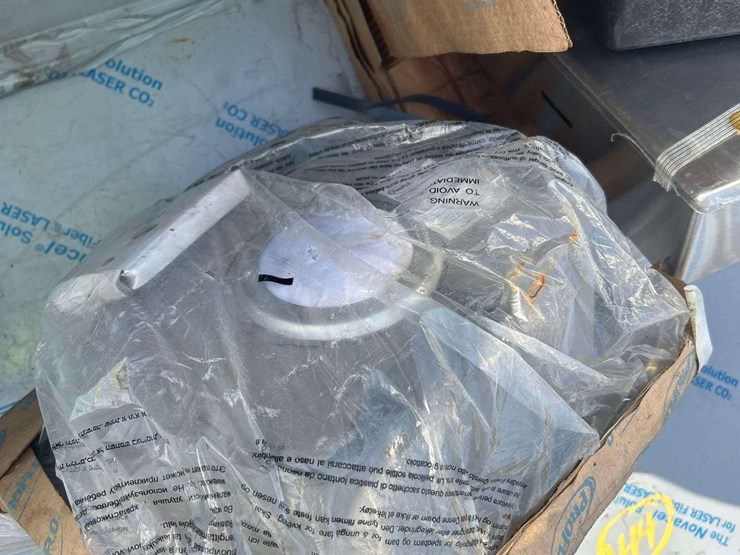 miscellaneous-office-and-kitchen-supplies-image-11