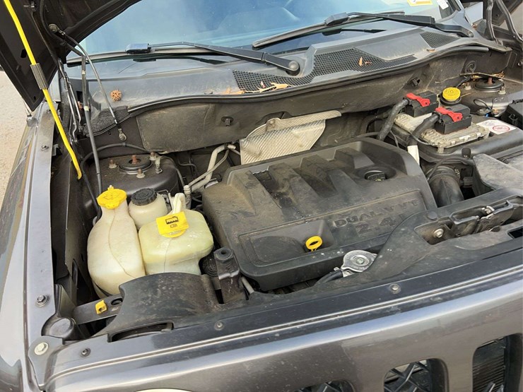 2014-jeep-patriot-image-28