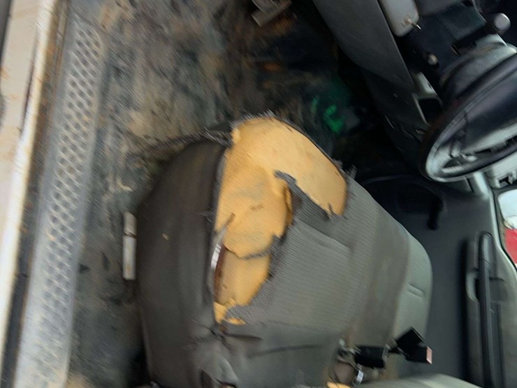 2001-ford-f250-image-18