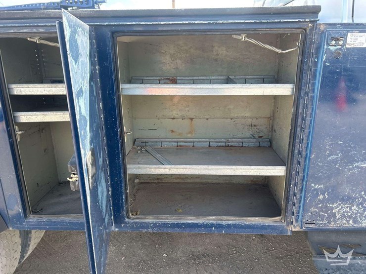 2017-ford-f650-image-44