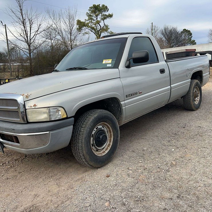 1996 DODGE 2500