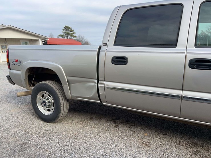 2007-chevrolet-2500-image-9