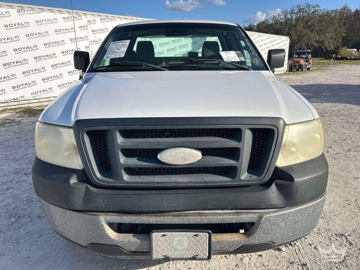 2016-ford-f150-image-23