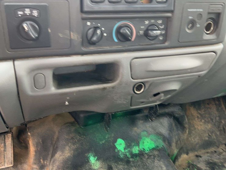 2001-ford-f250-image-22