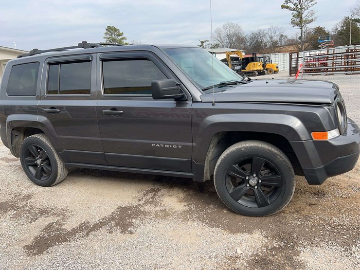 2014-jeep-patriot-image-10