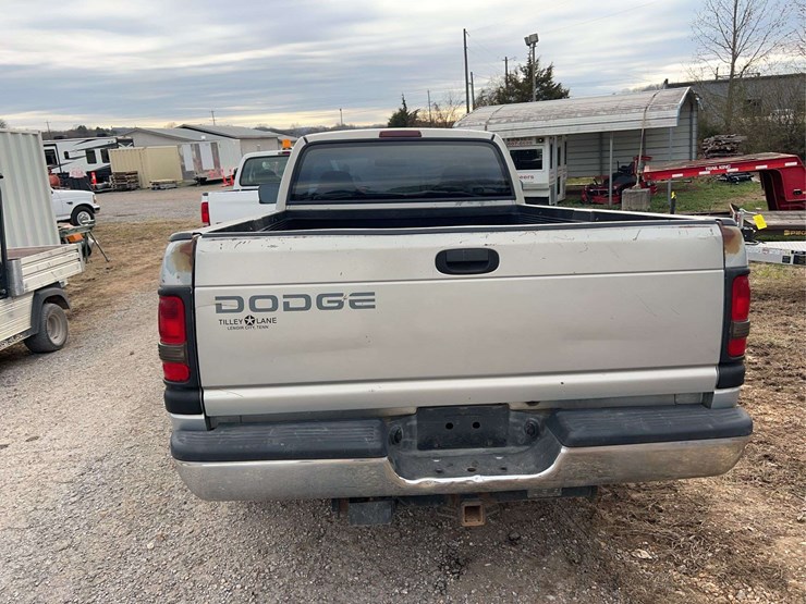 1996-dodge-2500-image-12