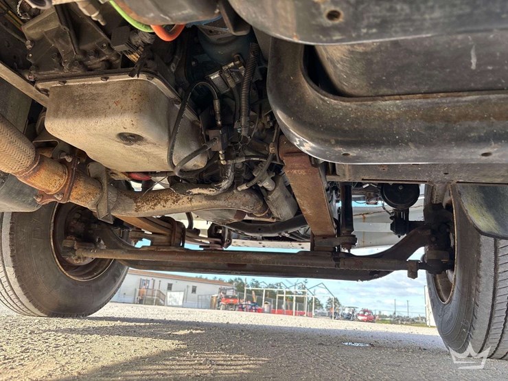 2088-chevrolet-c7500-altec-ta40-41ft.-bucket-truck-image-58