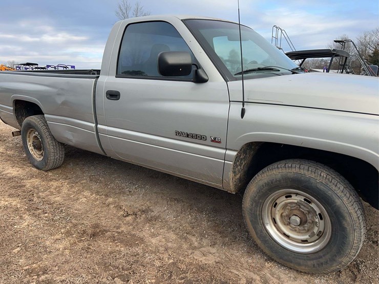 1996-dodge-2500-image-6